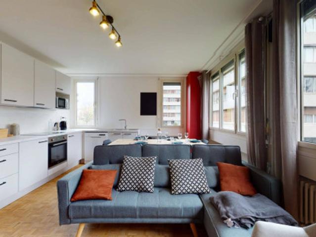 logement dans une location de 104m² à Fontenay sous Bois
