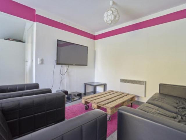 logement dans une location de 108m² à Lille