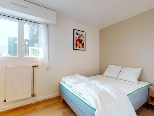 logement dans une location de 110m² à Courbevoie