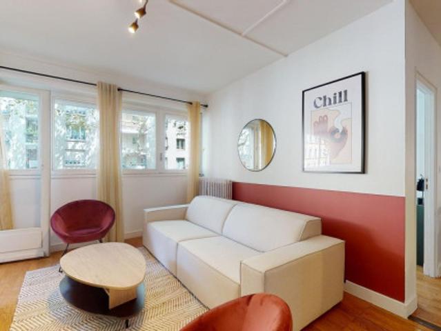 logement dans une location de 112m² à Lyon 03