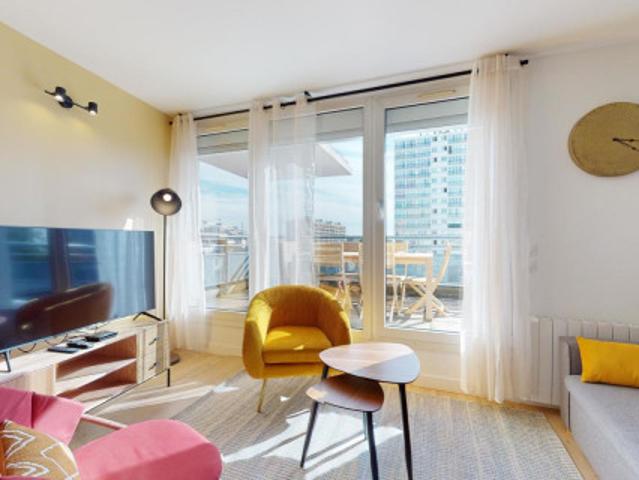 logement dans une location de 112m² à Villejuif