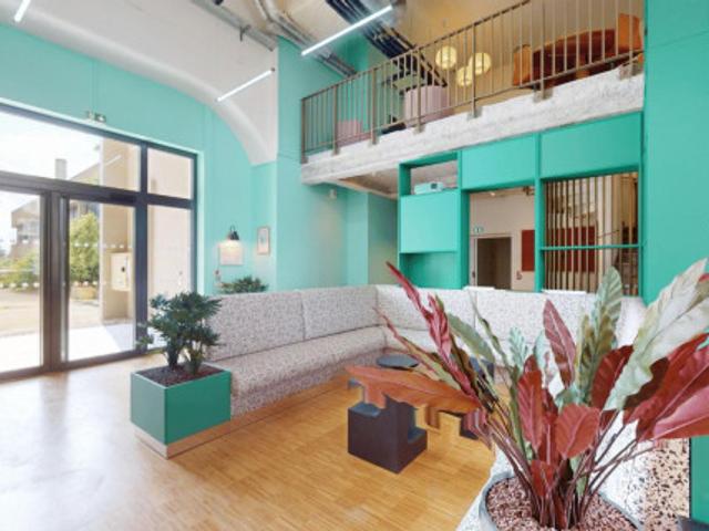 logement dans une location de 2120m² à Cergy