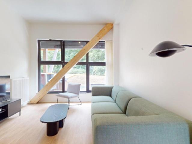 logement dans une location de 220m² à Gometz la Ville