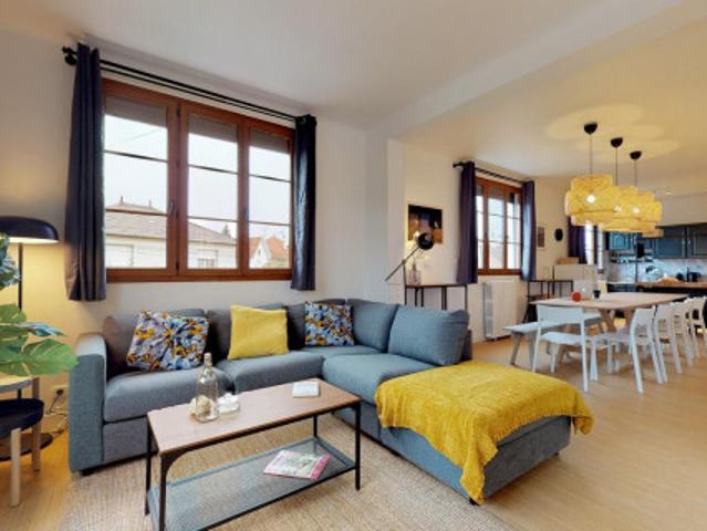 logement dans une location de 280m² à Noisy le Grand