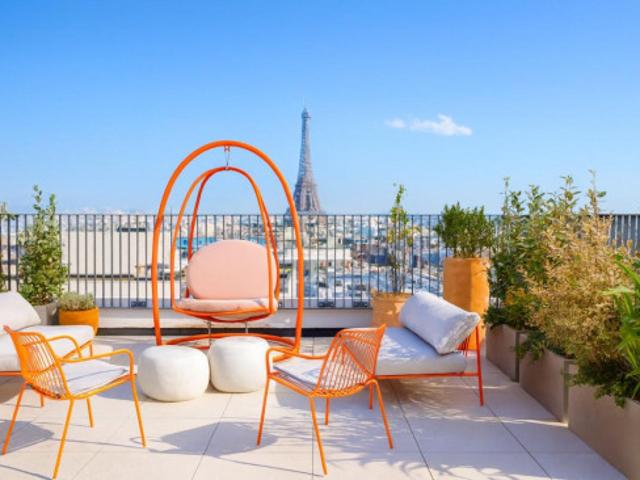 logement dans une location de 380m² à Paris 15