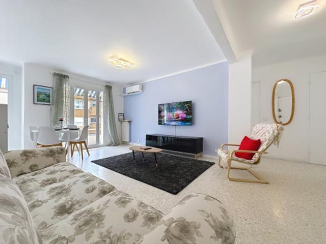 Logement entier pour 2 personnes de 65m² 750 €/per