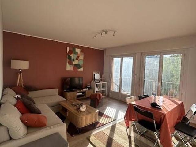 Logement entier T3 proche centre !