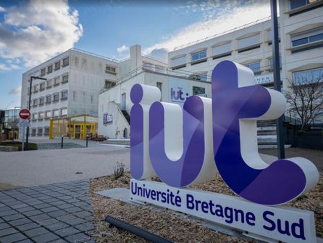 LOGEMENT ÉTUDIANTS
