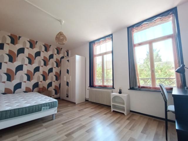 logement MEUBLEE 13M² DANS location DE FILLES