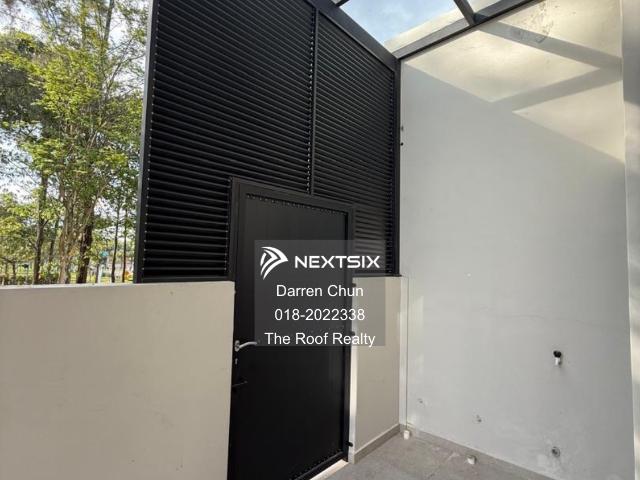 Logistic Location Freehold, Nearby West Port/North Port/ Klang, Easy Access To KL through KESAS, LRT3 Shah Alam Line Investment Unit Selling price from rm340k to rm328k, Full Loan Available