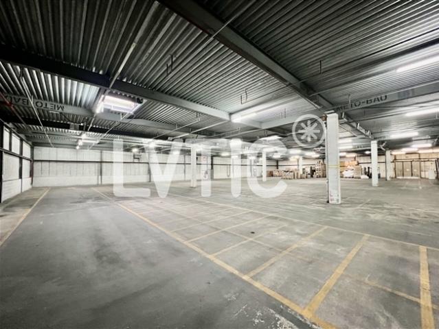 Logistiklager von 2200 m2 in Etoy zu vermieten