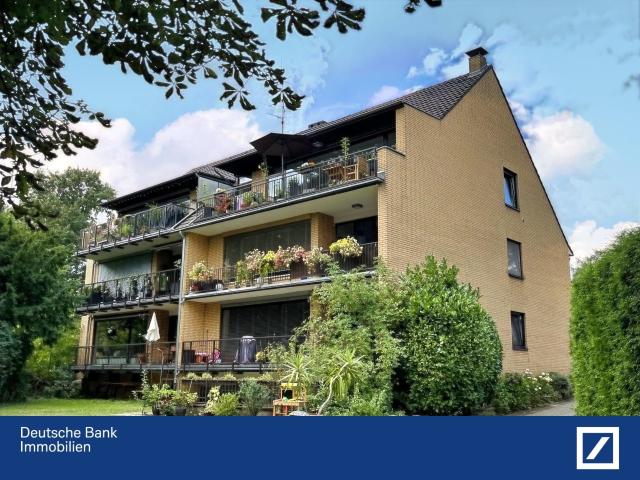 Lohausen! Großzüge Erdgeschosswohnung mit großer Loggia + Rendit