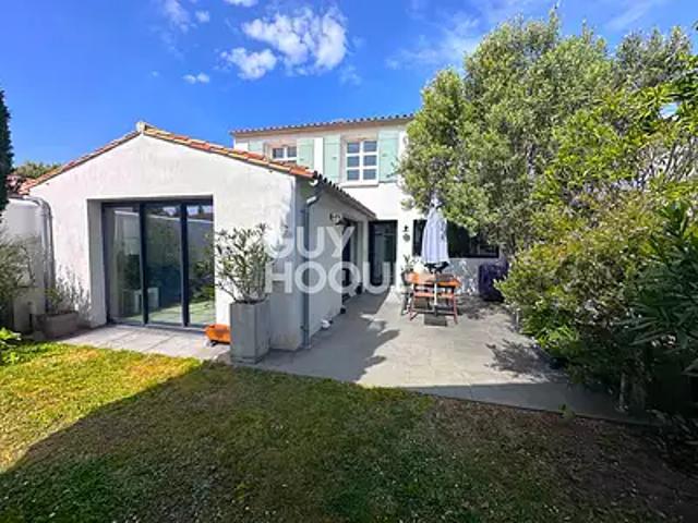 Loix 17111 Achat / Vente maison 5 pièces t5 au dernier étage cave
