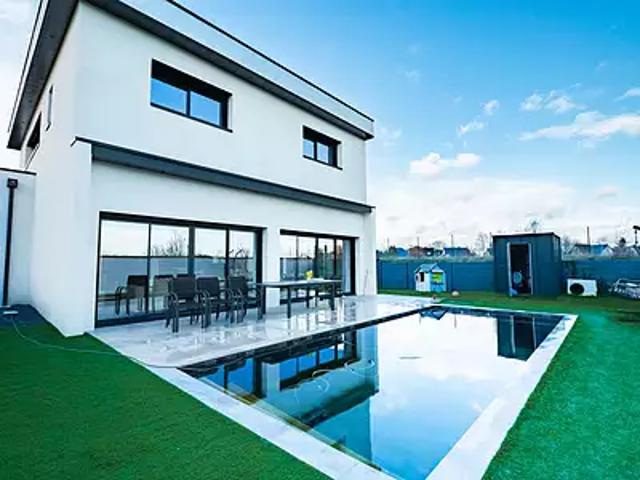 Loire Authion 49800 Achat / Vente maison 5 pièces t5 au dernier étage parking