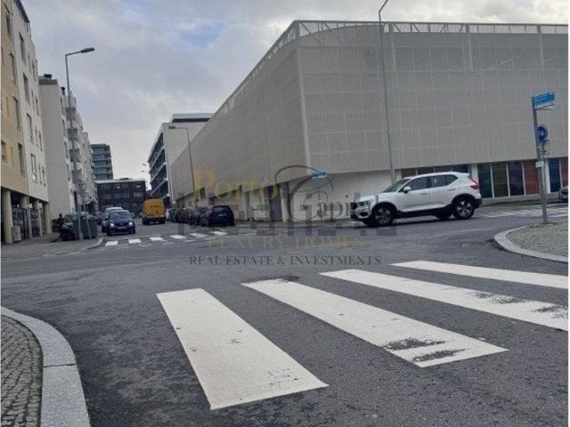 Loja, Matosinhos