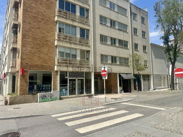 Loja, Matosinhos