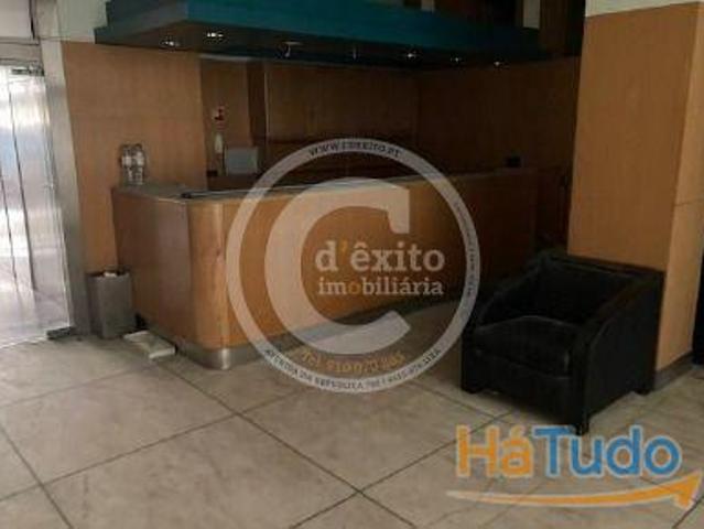 Loja na Boavista Arrendamento | 26064058665