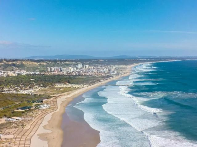 Loja em Costa de Caparica