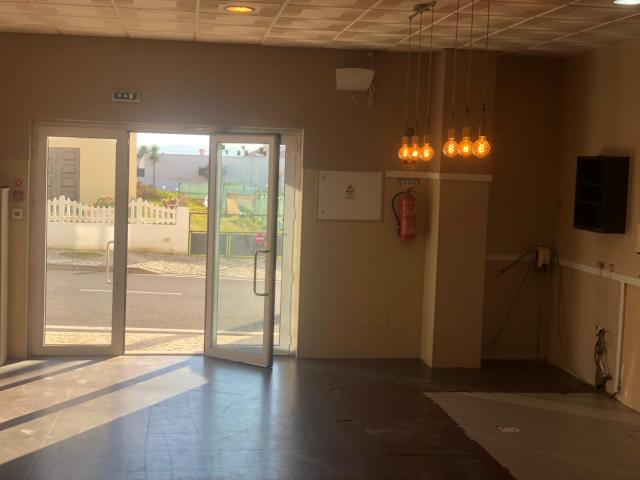 Loja na Ericeira com muito potencial