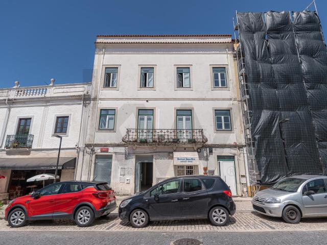 Loja no Centro de Condeixa com 79 m2