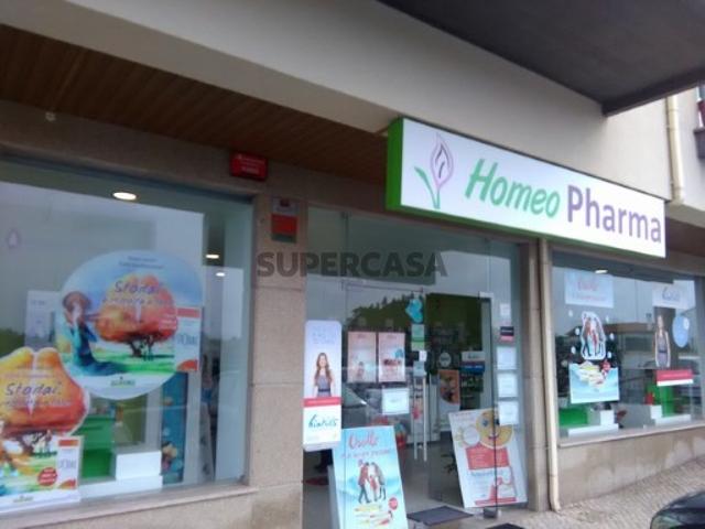 Loja no centro de Mira