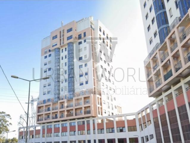 Loja OCUPADA, Sto. António dos Cavaleiros Loures, 1.169 m2