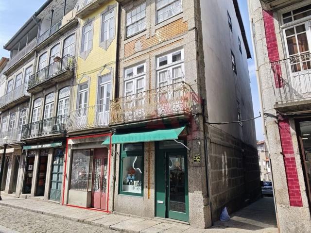 Loja, Oliveira São Paio São Sebastião