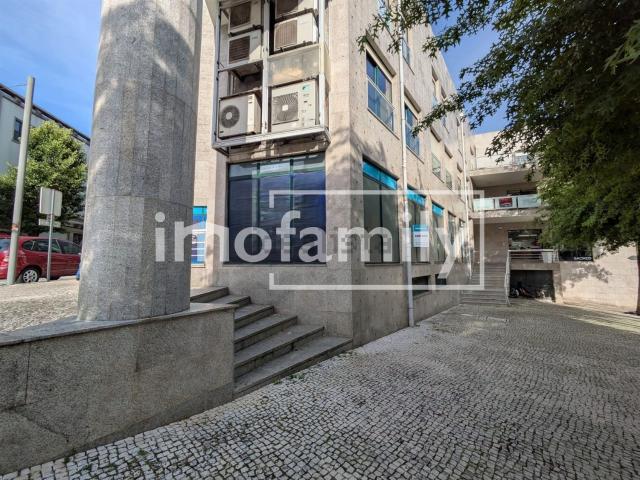 Loja, Oliveira São Paio São Sebastião