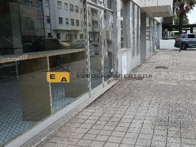 Loja, Avenida de França, Cedofeita Santo Ildefonso Sé Miragaia São Nicolau Vitória