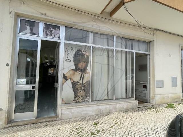 Loja à venda em Abrantes