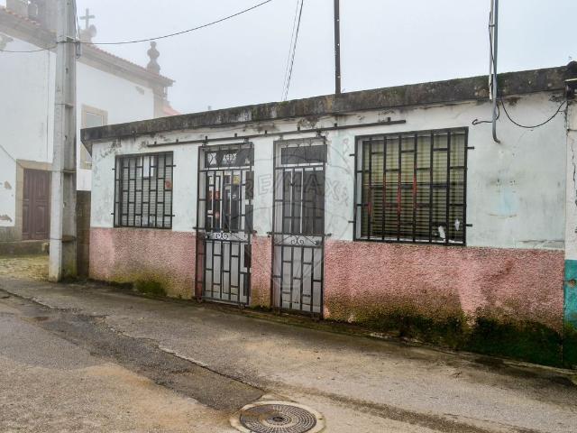 Loja à venda em Alijó