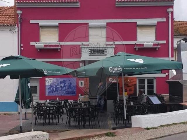 Loja à venda em Seixal