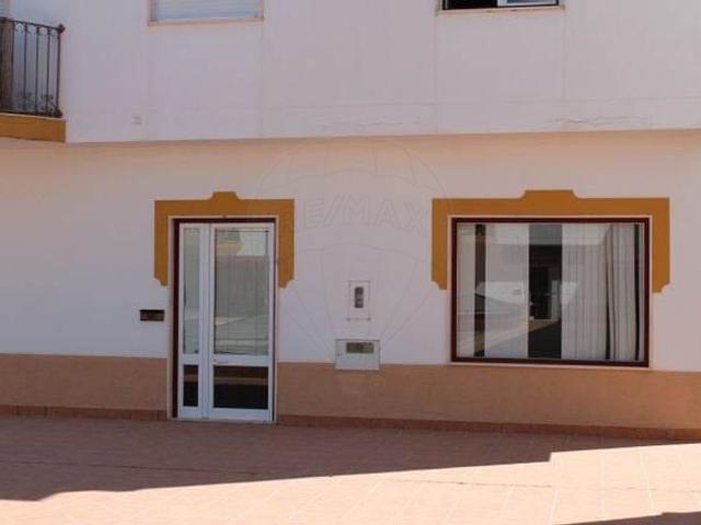 Loja à venda em Vila Viçosa