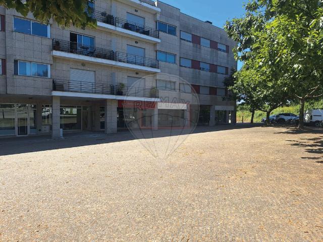 Loja à venda em Viseu