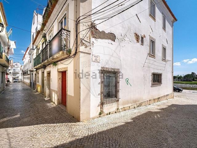 Loja, Alcácer do Sal Santa Maria do Castelo