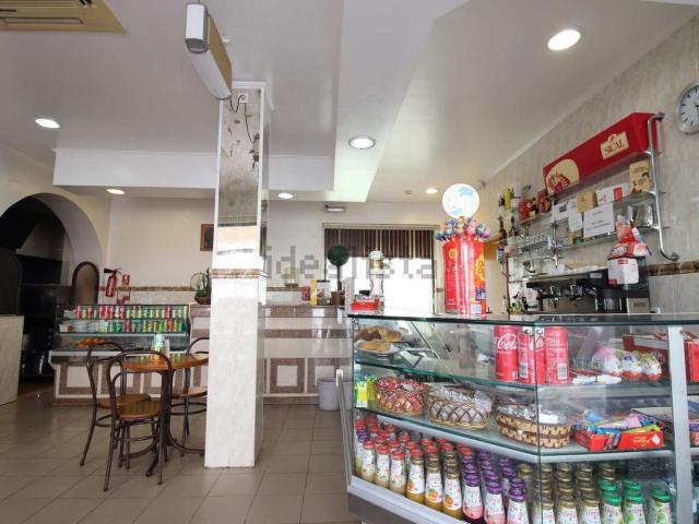 Loja, Almada Cova da Piedade Pragal Cacilhas
