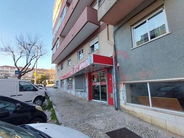 Loja, Almada Cova da Piedade Pragal Cacilhas