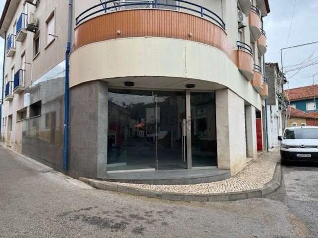Loja, Amiais de Baixo