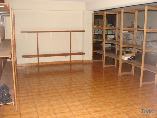 Loja ampla junto ao Pingo Doce | 26083342484