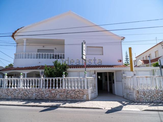 Loja, Aroeira Norte, Charneca da Caparica e Sobreda