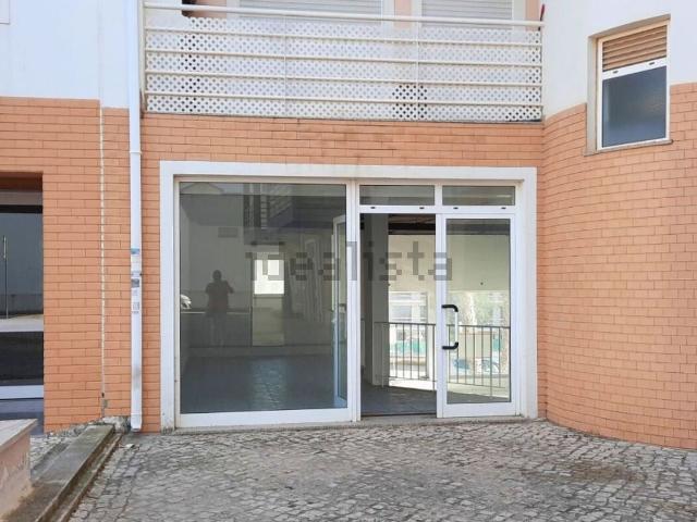Loja, Armação de Pêra