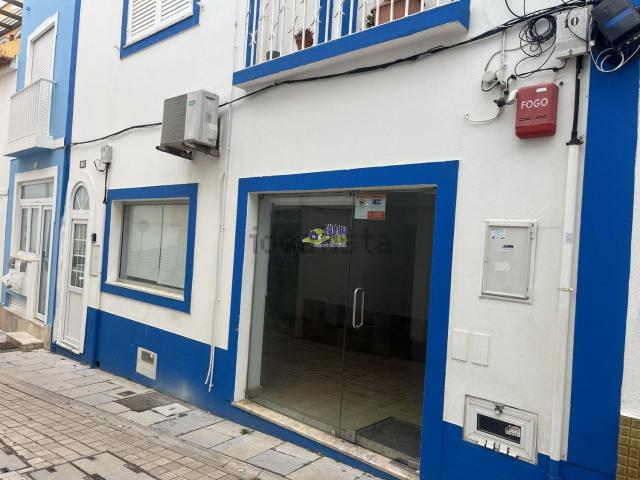 Loja, Armação de Pêra
