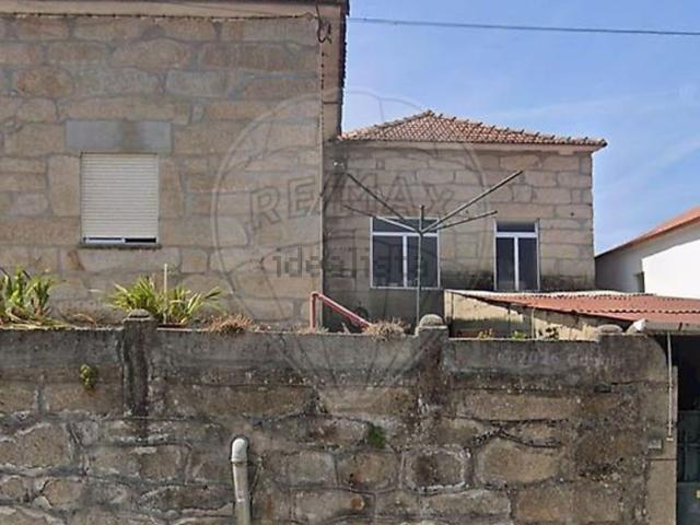Loja, Castêlo da Maia