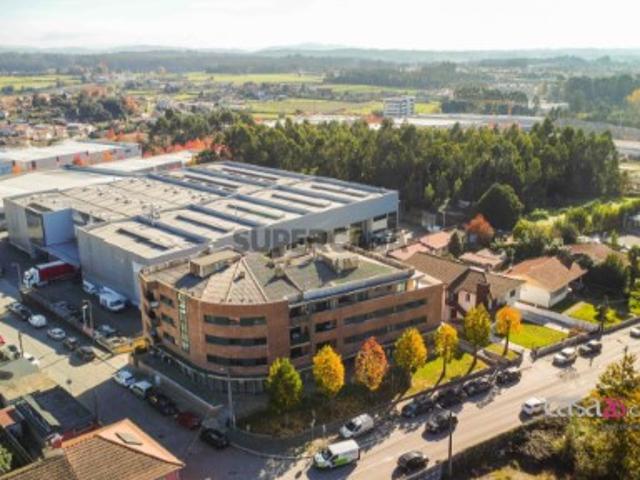 Loja | Castêlo da Maia | 205.000 €