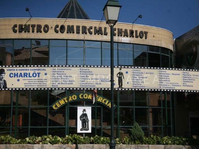 Loja Centro Comercial Charlot
