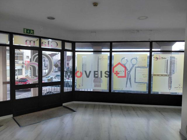 Loja centro da cidade com garagem!
