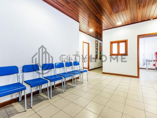 Loja, Centro da Cidade, Albufeira e Olhos de Água