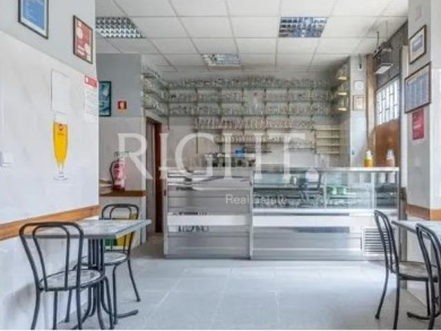 Loja com 40m2 em Benfica