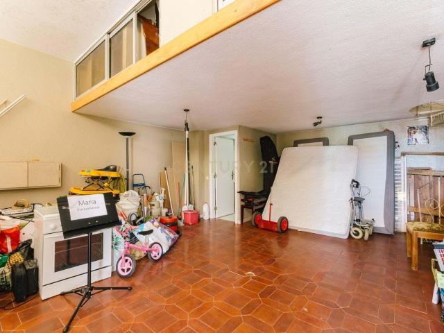 Loja com 60m² nos Olivais – Comércio e Serviços