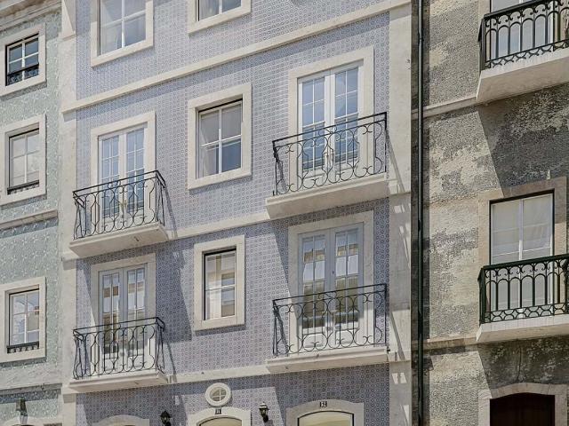 Loja com 67 m² de área bruta, situada no sofisticado Edifíc. 67m² Misericórdia